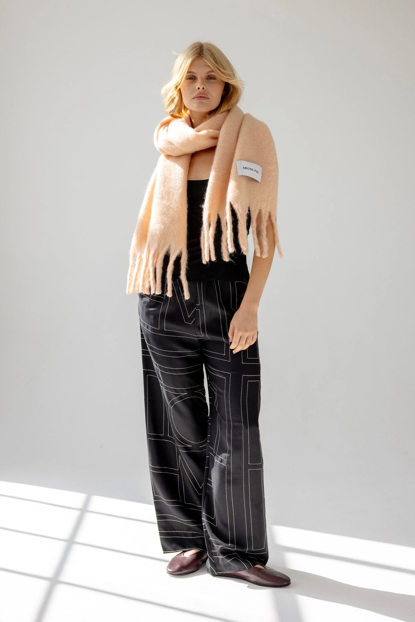 Arctic Fox Luxury Recycled Cosy Scarf - Pink Clay
