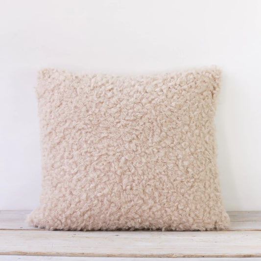 FAUX SHEEPSKIN SQUARE CUSHION NATURAL